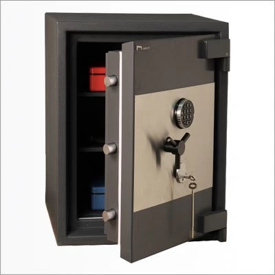 Огневзломостойкий сейф Defender Pro 328 EL
